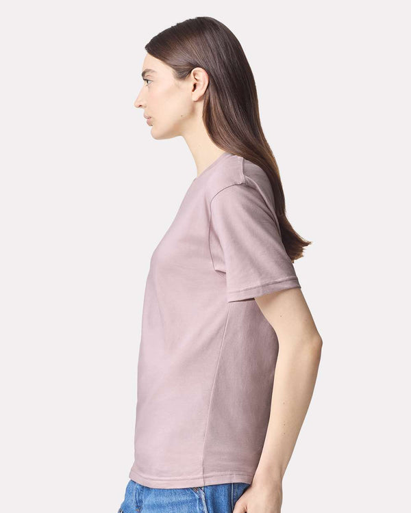 American Apparel 2001 Blush - Model side