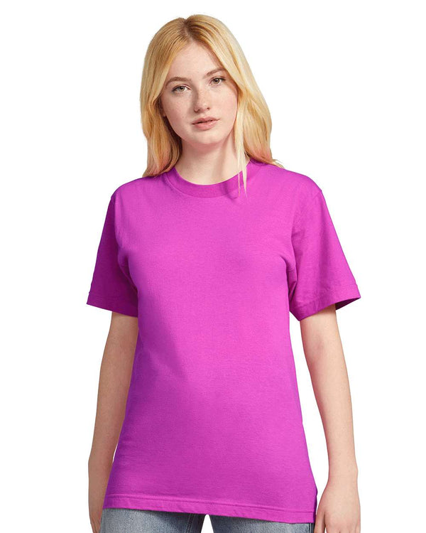 American Apparel 2001 Super Pink - Model front